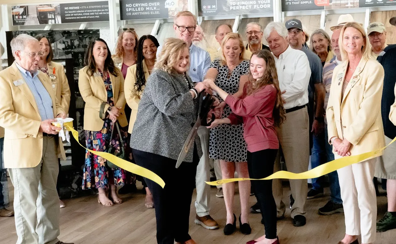 Flooring America, where friends send friends.